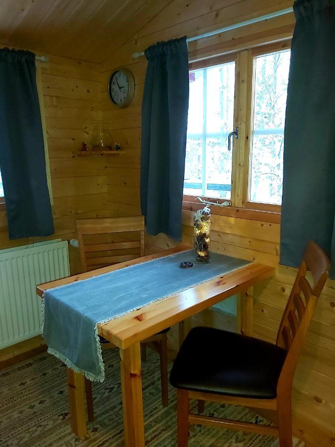 Bakkakot 2 - Cozy Cabins In The Woods 아퀴레이리 외부 사진