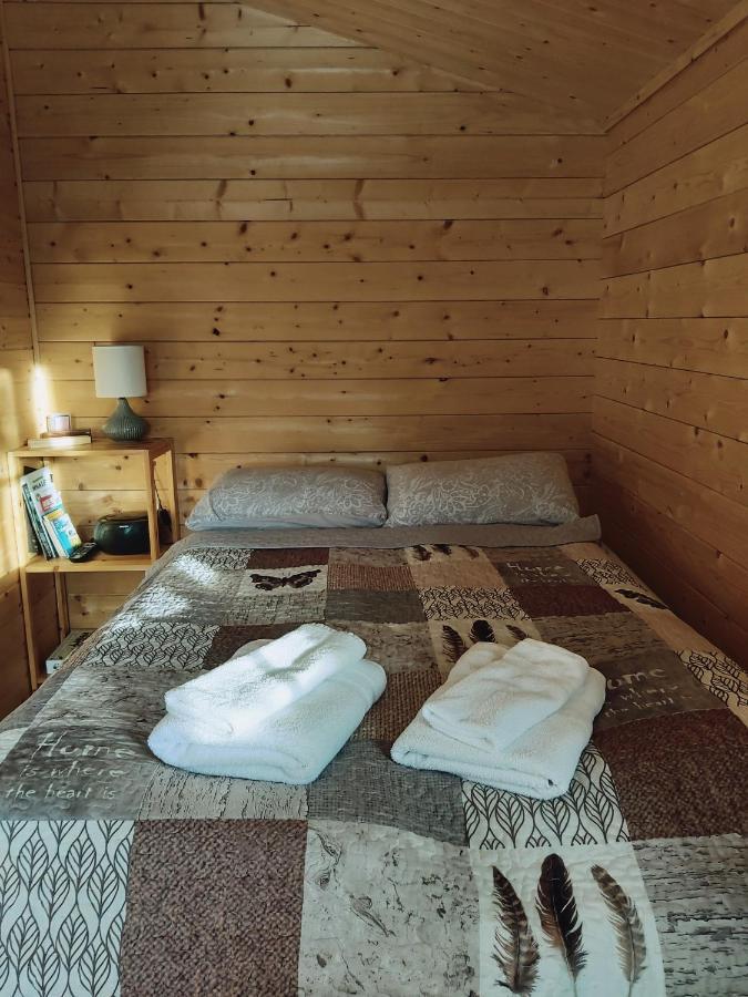 Bakkakot 2 - Cozy Cabins In The Woods 아퀴레이리 외부 사진